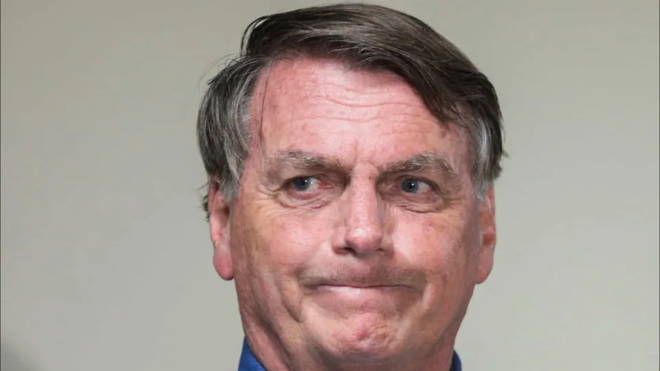67% acham que Bolsonaro deveria abrir mão de candidatura, diz Datafolha