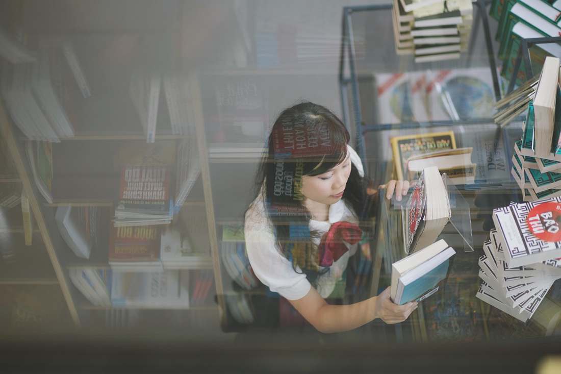 loader image