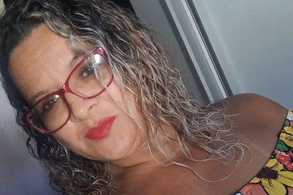 Açaí envenenado: mulher intoxicada sai da UTI e “responde com gestos”