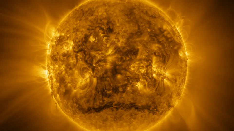 Agência Espacial Europeia compartilha imagens impressionantes do sol