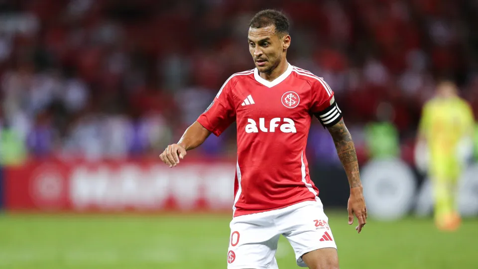 Alan Patrick faz hat-trick de assistências e Inter vira contra o Juventude