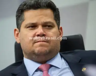 Alcolumbre decreta luto de sete dias no Senado em homenagem ao papa Francisco
