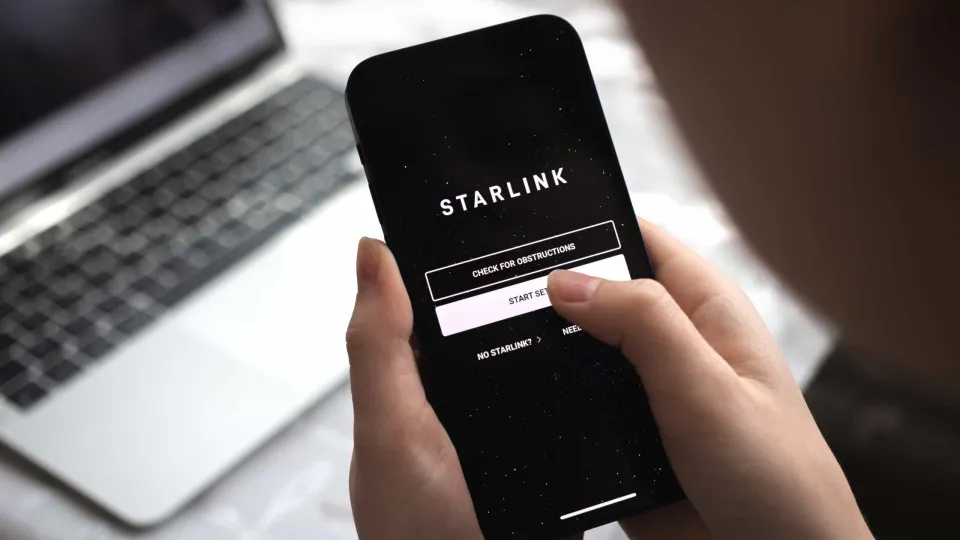 Anatel aprova expansão da Starlink com 7.500 novos satélites no Brasil