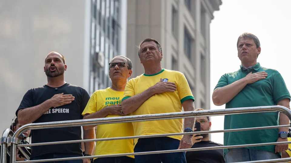 Bolsonaro diz concordar com fala de Malafaia sobre 'generais frouxos'