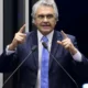 Caiado lança seu nome se diferenciando de Bolsonaro e com foco na segurança
