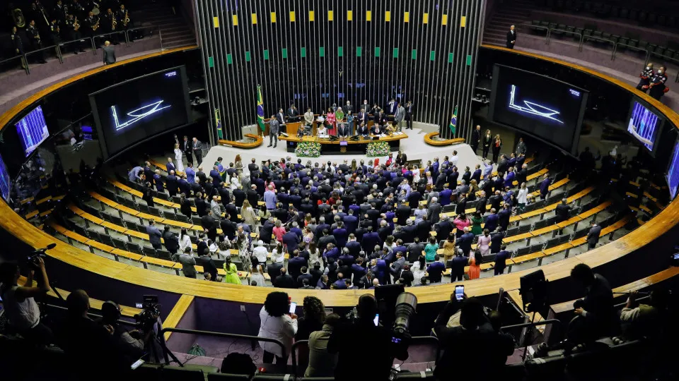 Câmara aprova PL da reciprocidade após anúncio de tarifaço de Trump