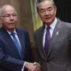 Ceder fará com que os EUA "queiram tirar mais vantagem", diz MNE chinês