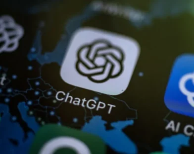 ChatGPT divulga CPF de figuras públicas após flexibilizar moderação