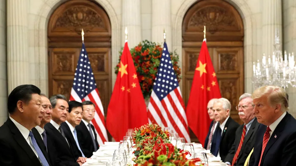 China rebate Trump e diz que vai retaliar os EUA se tarifas subirem mais
