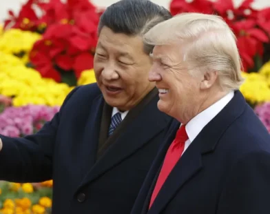 China retalia EUA com tarifas de 34% e restrição a minerais raros
