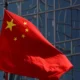 China retalia e anuncia taxas de 34% para todos os produtos dos EUA