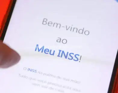 Cinco dirigentes do INSS são afastados por suspeita de irregularidades
