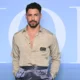 Com caldinho de rã, suco verde, abacate e geleia real, saiba como é a dieta de Cauã Reymond