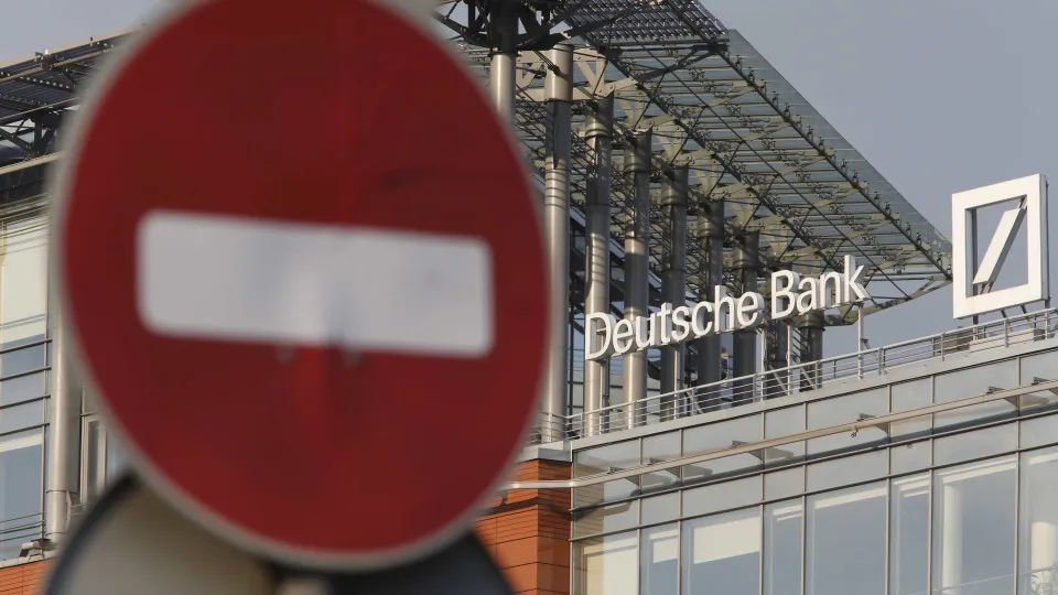 Deutsche Bank faz provisão de 130 milhões de euros por 'incertezas' nos EUA