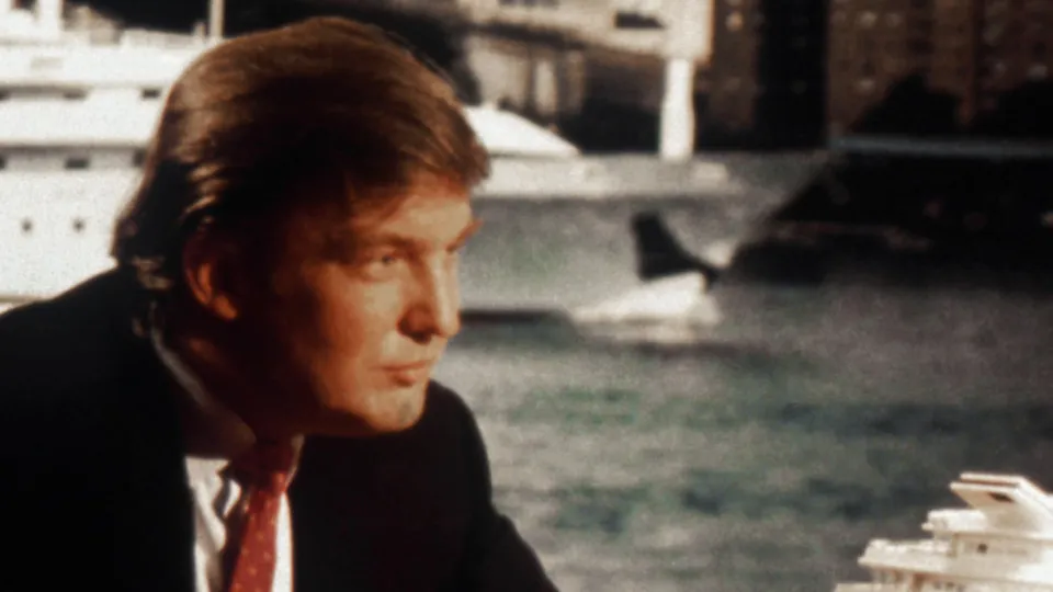 Diretor de 'Esqueceram de Mim 2' quer tirar participação de Trump do filme