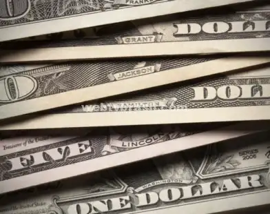 Dólar tem queda firme e Bolsa dispara com guerra comercial entre EUA e China