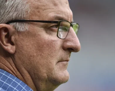 Dorival Júnior assume oficialmente comando técnico do Corinthians