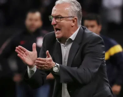 Dorival explica demora até acerto com Corinthians e nega pedido por reforços