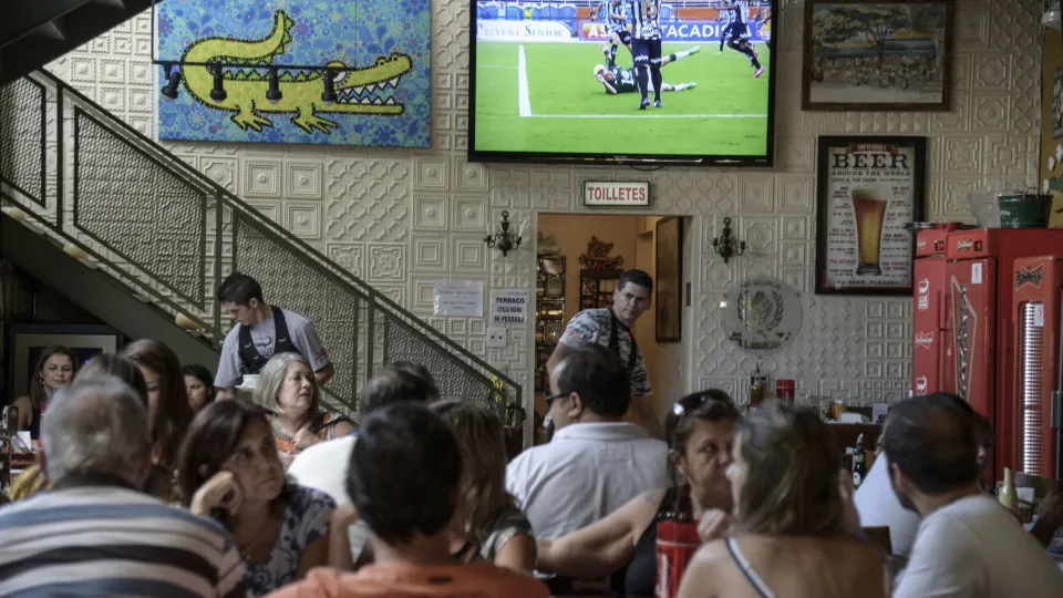 Especulação imobiliária força bares e restaurantes desocupar pontos em SP