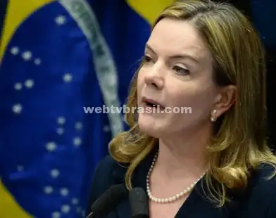 Gleisi diz que projeto da anistia não deve nem ir à discussão no Congresso