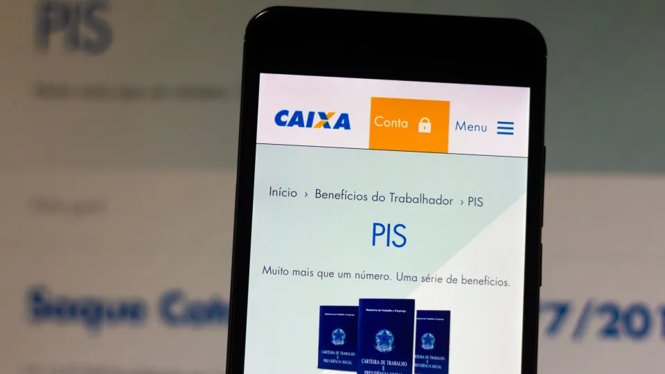 Golpe do antigo Fundo PIS/Pasep pede taxa de R$ 69,99 para liberar saldo