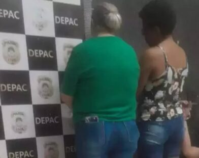 Golpe: dupla enche carrinhos com R$ 1,9 mil em compras e paga só R$ 53