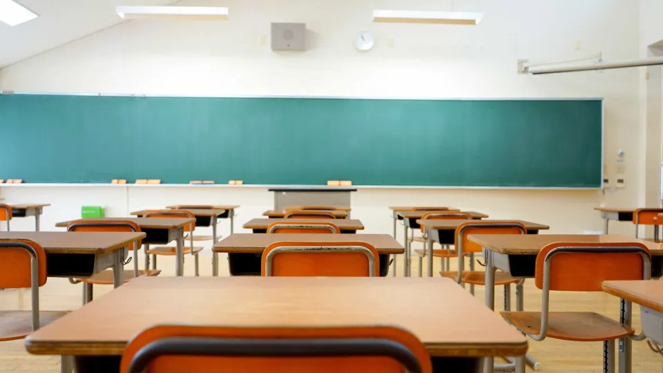 Governo de SP autoriza edital para privatizar gestão de 143 escolas