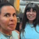 Gretchen mostra calvície e põe novo cabelo para o Power Couple