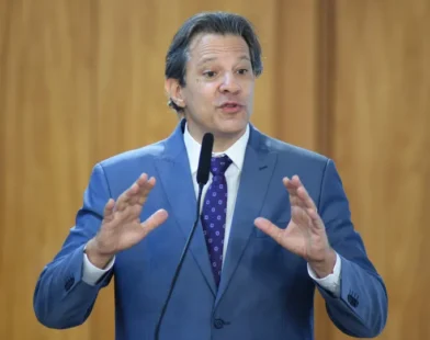 Haddad: Brasil está melhor posicionado diante do tarifaço de Trump