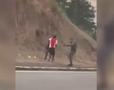 Homem desarmado é agredido e morto por policiais militares em Barueri (SP)