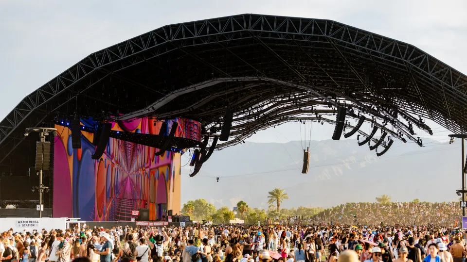 Homem é preso após ameaçar explodir bomba no festival Coachella