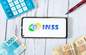 INSS paga primeira parcela do 13º e benefícios de abril a partir de quinta (24)