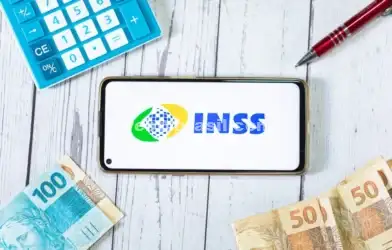 INSS paga primeira parcela do 13º e benefícios de abril a partir de quinta (24)