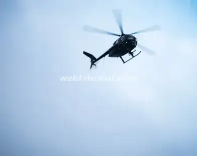 Idosa é resgatada por helicóptero da PM após cair em buraco em trilha em São Roque