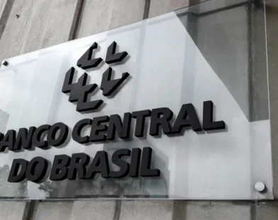 Instituições têm mais cautela a risco de crédito em 2025, afirma BC
