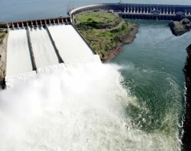 Itaipu registra saldo positivo de US$ 680 milhões em 2024