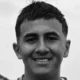 Jogador de 21 anos morre após choque feio com goleiro rival