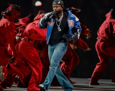 Kendrick Lamar ultrapassa Drake e é o rapper mais ouvido do Spotify