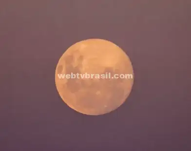 Lua Cheia deste domingo será a "Lua Cor-de-Rosa"; entenda o significado