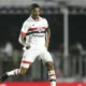 Luiz Gustavo recebe alta e será reavaliado em dez dias