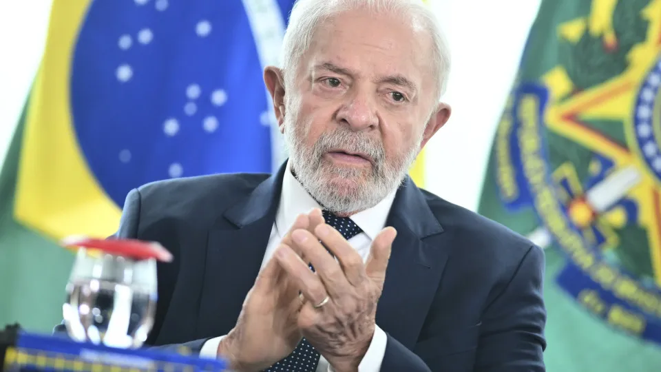 Lula e ONU cobram urgência para novas metas de emissão antes da COP30