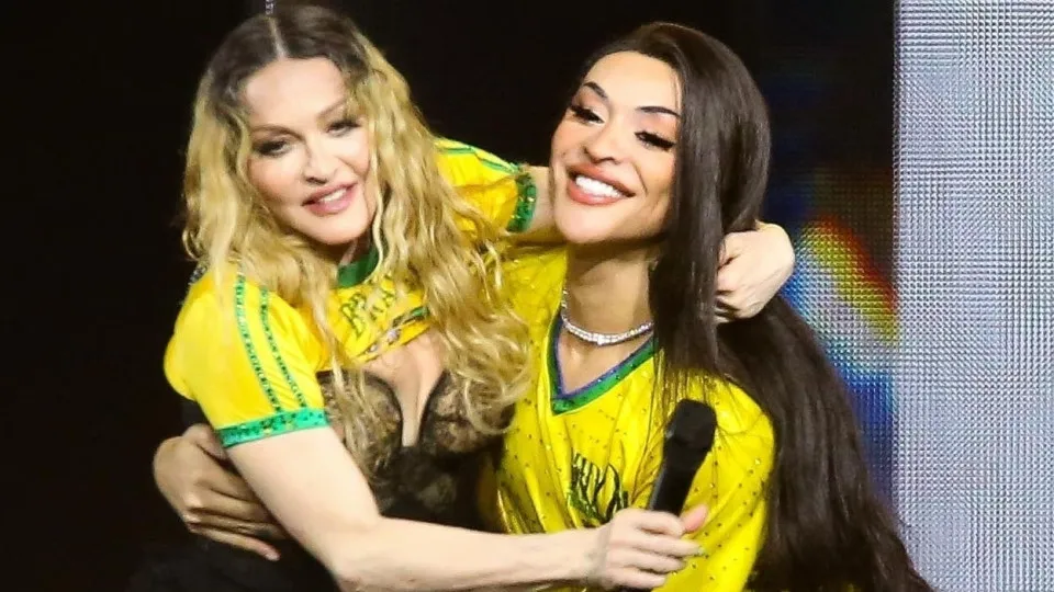 Madonna relembra show no Rio e exalta Pabllo Vittar: "Linda memória"