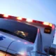 Menina morre atingida por hélice de lancha em praia de AL; pai fica ferido