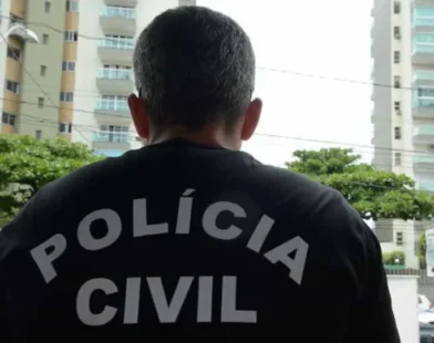 Mulher pede ajuda por bilhete e é resgatada após passar 5 anos em cárcere privado no PR
