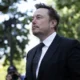 Musk volta a atacar Moraes e cogita sanções a ministro do STF