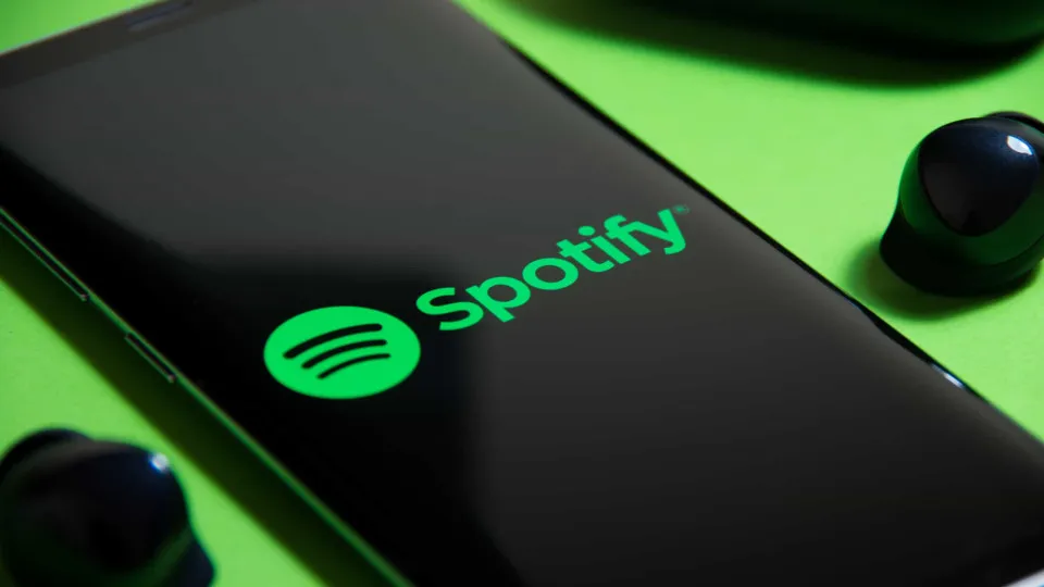 Não consegue usar o Spotify? Não é o único e já há indignação!
