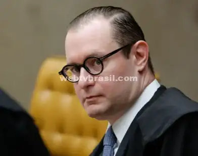 Primeira Turma do STF torna réus mais 6 envolvidos na trama golpista de 2022