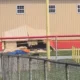 Quatro estudantes morrem após carro invadir prédio em Illinois; vídeo