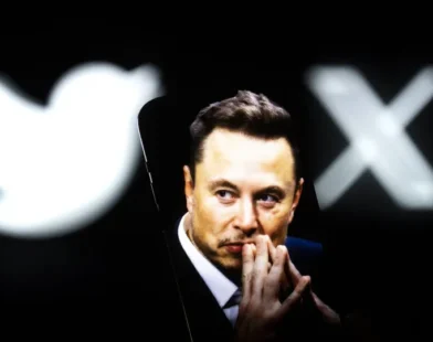 Rede social X foi comprada por outra empresa de Elon Musk