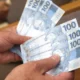 Rendimento mensal do trabalhador bate recorde e chega a R$ 3.378